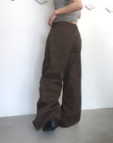 Putting side pin tuck wide cotton pants