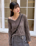 wave punching layered V-neck crop L/S KT