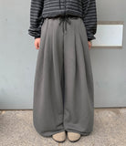 [BAONHAUS] Hicket Pintuck Banding Balloon Wide Pants