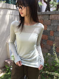 Gilmohi Layered U-Neck Long Sleeve Tee