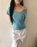 Point One Off-shoulder Short Sleeve T-shirt