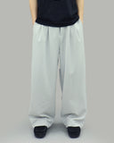 Adieu two-tuck slacks