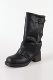 Wrinkle strap middle boots