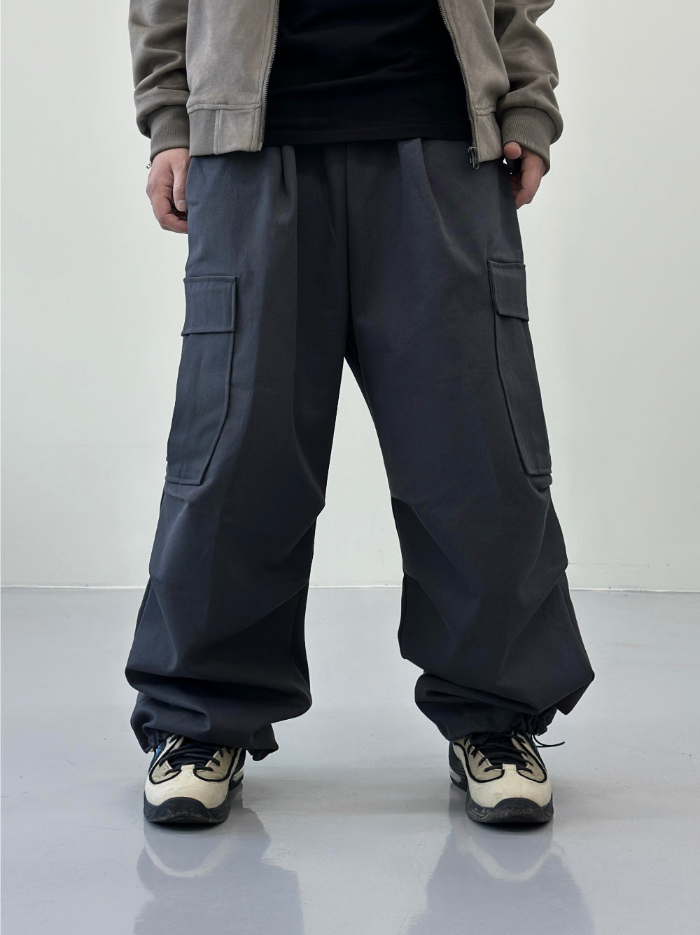 【DISCERNMENT】Dylan Parachute Balloon Cargo Pants DISCERNMENT (ディーサーメント) - ディランパラスーツバルーン
