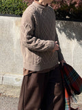 Moa Wool Twist Round Knit
