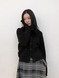 CLASSIC WOOL CARDIGAN