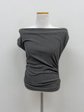 Shirring one off-shoulder T-shirt