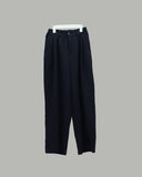 Adieu two-tuck slacks