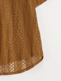Flower embroidery punching short sleeve shirt