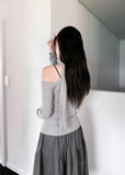 TIE OFF SHOULDER LONGSLEEVE