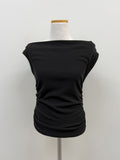Shirring one off-shoulder T-shirt