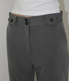 BUTTON CAPRI PANTS