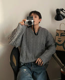 Cinnamon Cable V-neck knit