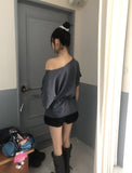 Rishu loose-fit flower-printed off-shoulder short-sleeved T-shirt