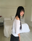 Rune Boatneck One Off-Shoulder Printed Short Sleeve T-Shirt