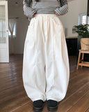 Obu Pintuck Cut Corduroy Pants