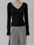 Button Slim V-Neck Tee