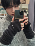 [LANARCH] Raven Knit Hand warmers