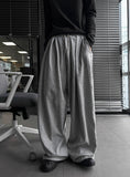 Super Wide 4-Tuck Training Pants