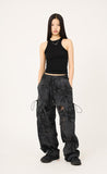 Camo distressed cargo string banding pants