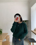 Cat mix color crop knit
