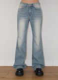 BACK POCKET BOOTCUT DENIM