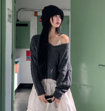 Bare Cable V-Neck Crop Knit