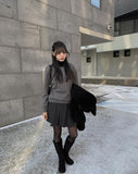 Peer Basic Round Knit