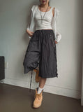 Tone-on-tone button casual hood