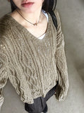 Summit Punching Two-Way Eyelet Back Strap V-Neck Overfit Long Sleeve Knit