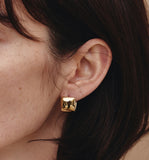 H-edition Castanets Square Earrings