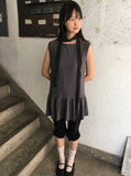 Hochimi Frill Layered Sleeveless