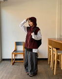 [unisex] Kuomi Over String Hood Knit Vest