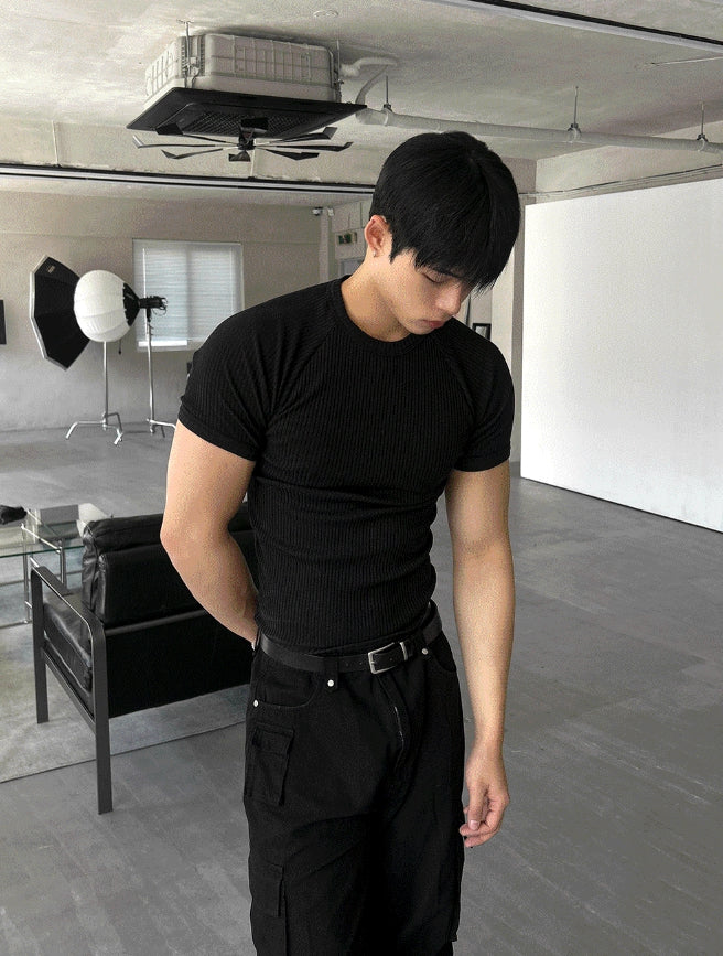 [COSYHARU公式]Muscle Fit Round Short-Sleeved Knitwear Muscle Fit Round Short-Sleeved Knitwear - COSYHARU | 60