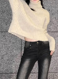 Cozy high-neck over knit
