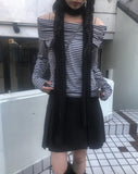 Osen Off-shoulder Stripe Button T-shirt