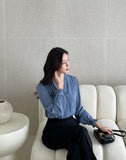 Mauve V-neck shirring blouse