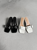 1107 Eyelet Belt Square Sandals (5cm)