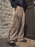 Woobin Two Tuck Wide Slacks