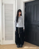 Quind Lettering Button Long Sleeve T-Shirt