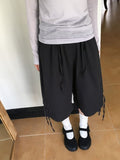 Yubiti Strap Bermuda Capri Pants
