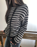 [Muffler SET] Ked Stripe Off-Shoulder Long-Sleeve Knit