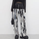Nuan Color Matching Pattern Pants