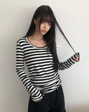 Juka Striped U-Neck Long Sleeve T-Shirt