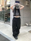 Low Wide Cargo Pants