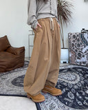 Sandy Deep Pintuck Balloon Pants