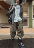 Bulky pintuck cargo Bermuda pants