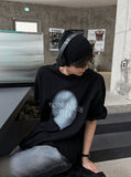 Spray painting short sleeve tee