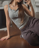 Folded ribbed snap sleeveless shirt