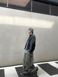 Curve Incision Zipper Jumper